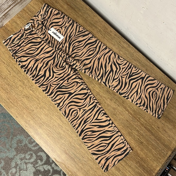 Wrangler nwt Tiger print tan black denim Wild West high rise straight crop jeans - Picture 7 of 11